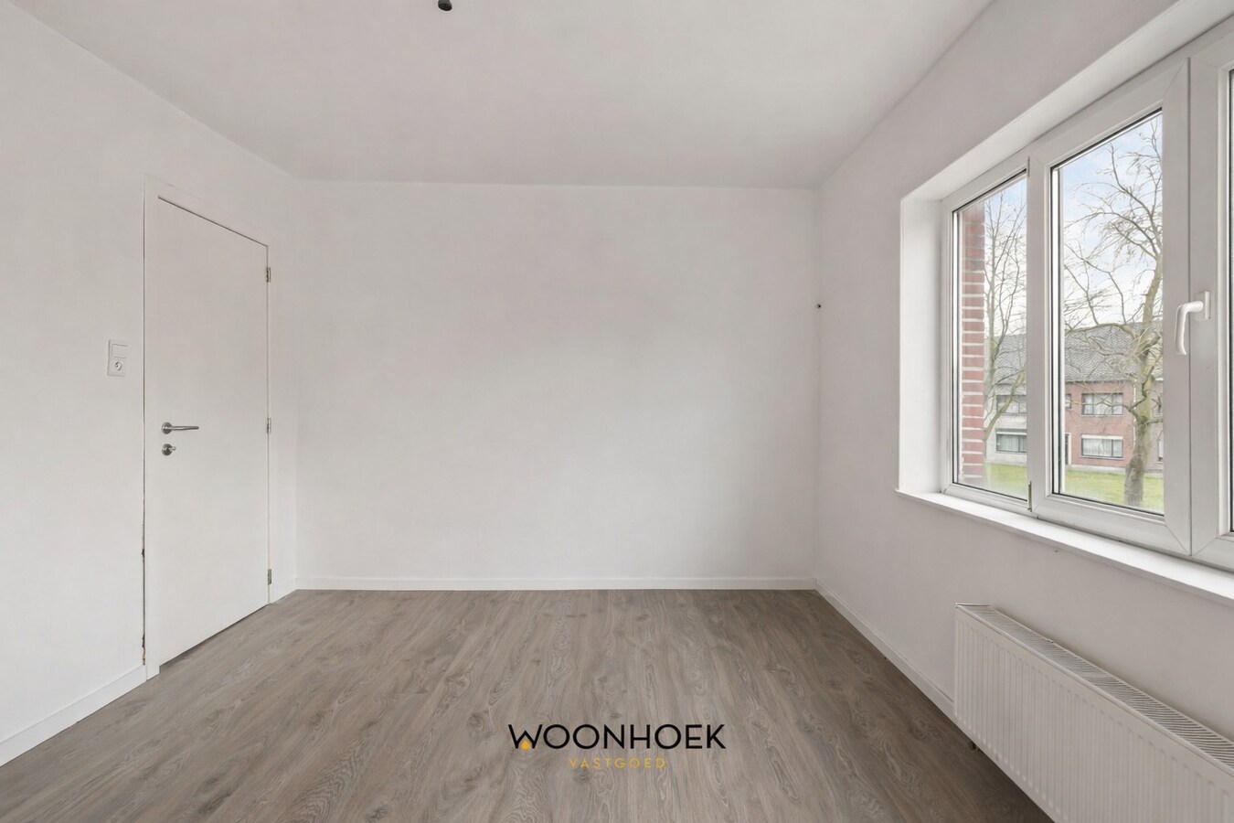 Charmante 2-slpk woning met achteruitweg in centrum 