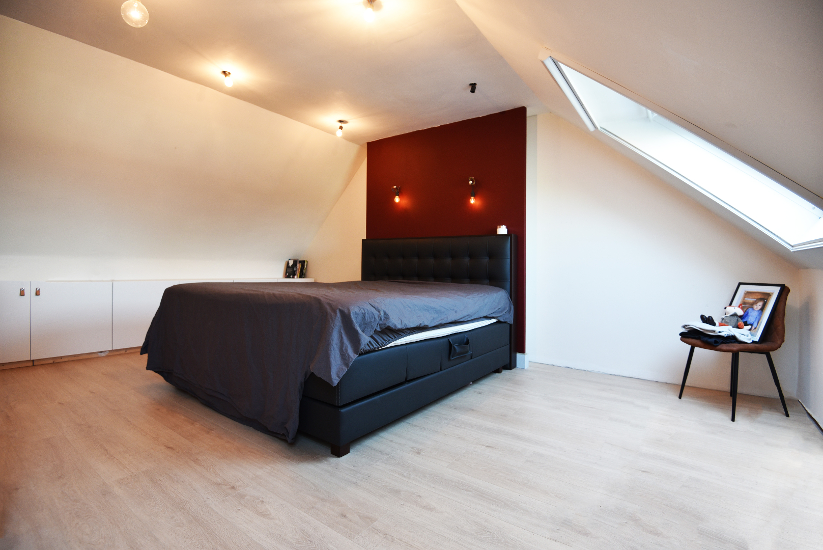 Nieuwbouw 4 slpks, garage en tuin nabij centrum Adegem 