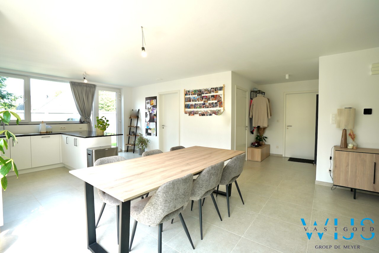 Nieuwbouw gelijkvloers appartement in centrum ERTVELDE ! 