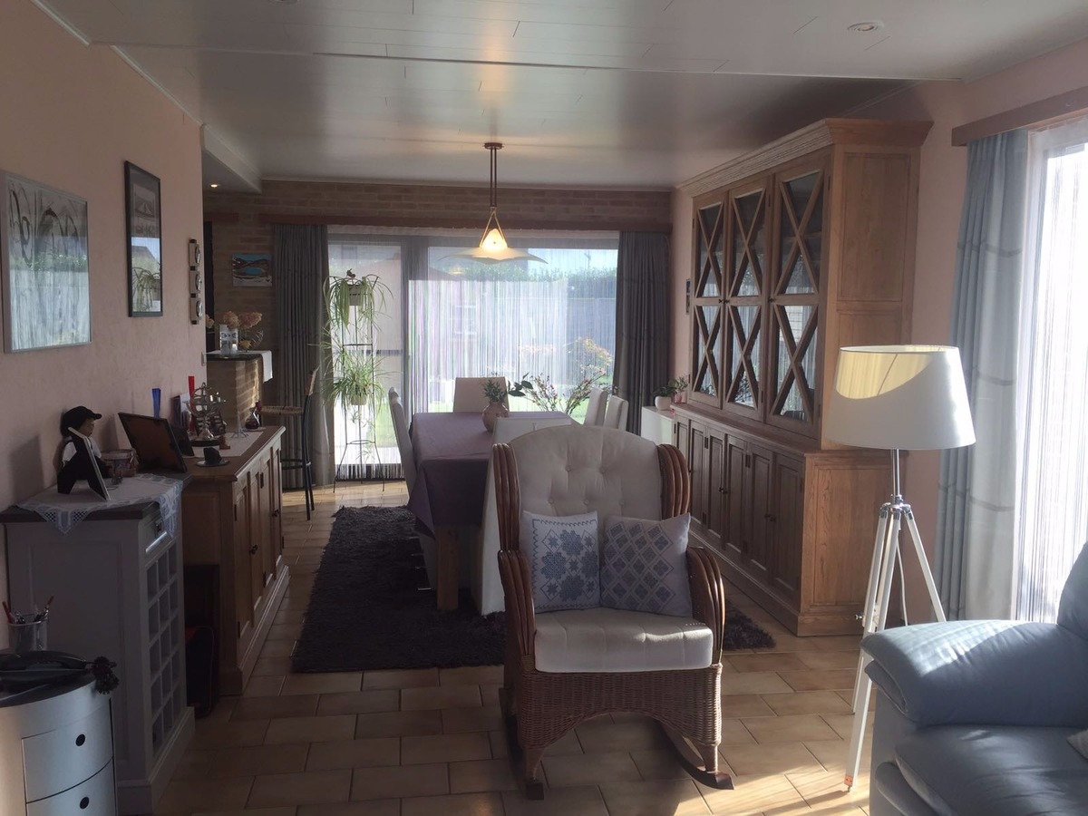 MOOIE GEZINSWONING MET TUIN IN VICOGNE WIJK 