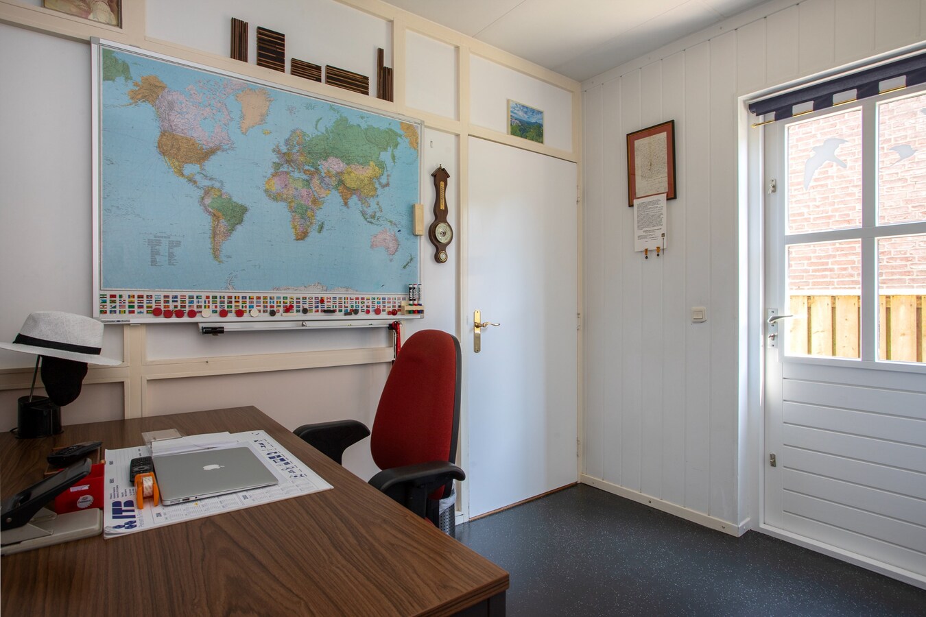 Royale vrijstaande woning gelegen op een perceel van 671 m2 met de tuin op het zuiden! 