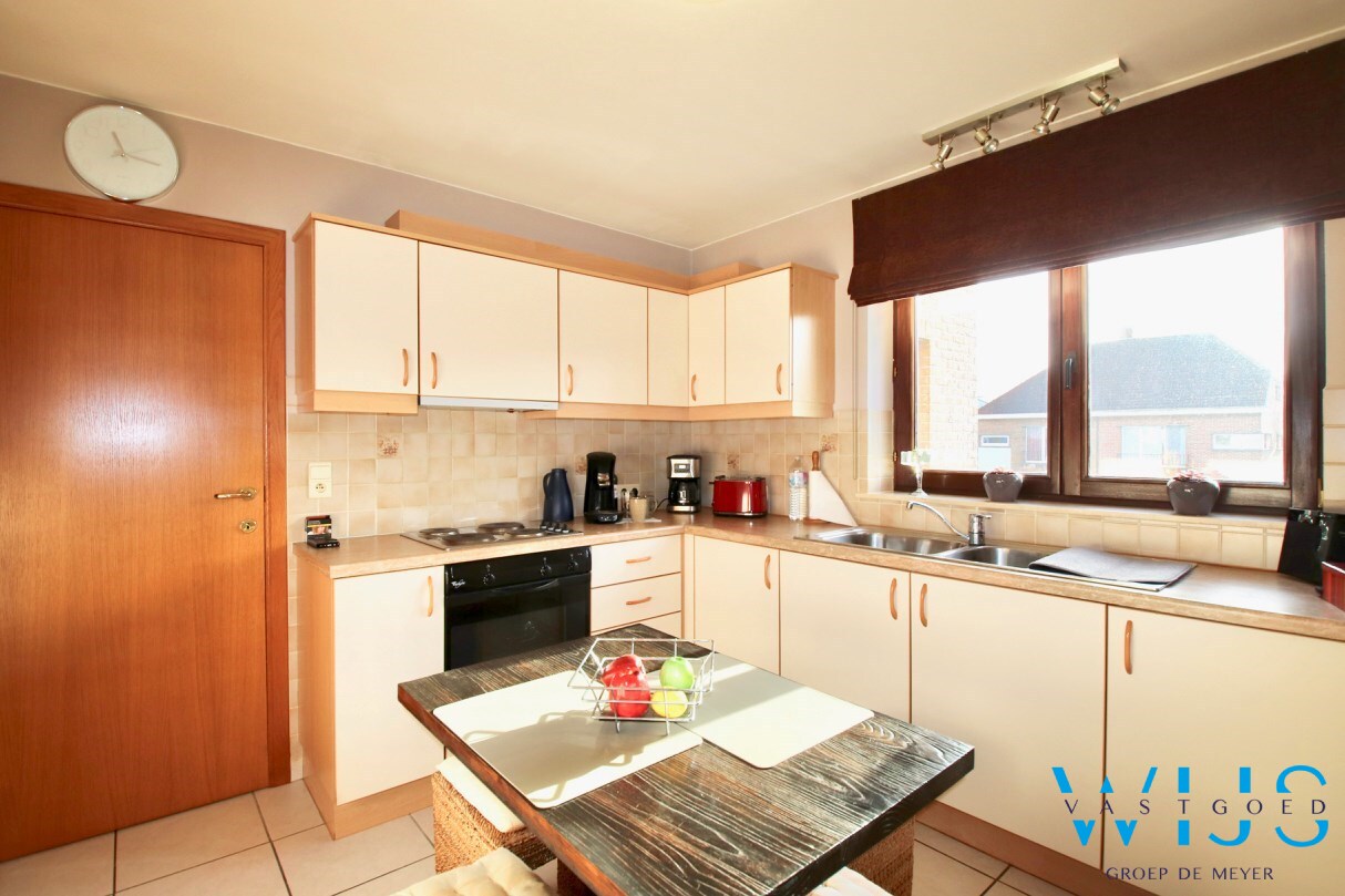 Ruim &amp; energiezuinig 2 slaapkamerappartement te EVERGEM ! 