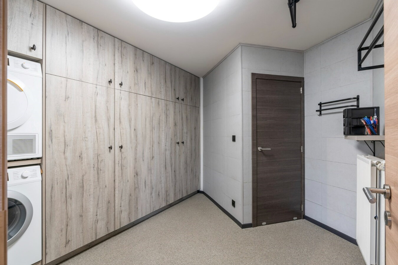 Gerenoveerde woning met tuin, garage en 3 slaapkamers in Opglabbeek - Perceeloppervlakte 684.00 - Bewoonbare oppervlakte 160.00 - Zuidoostelijke tuinoriëntatie 