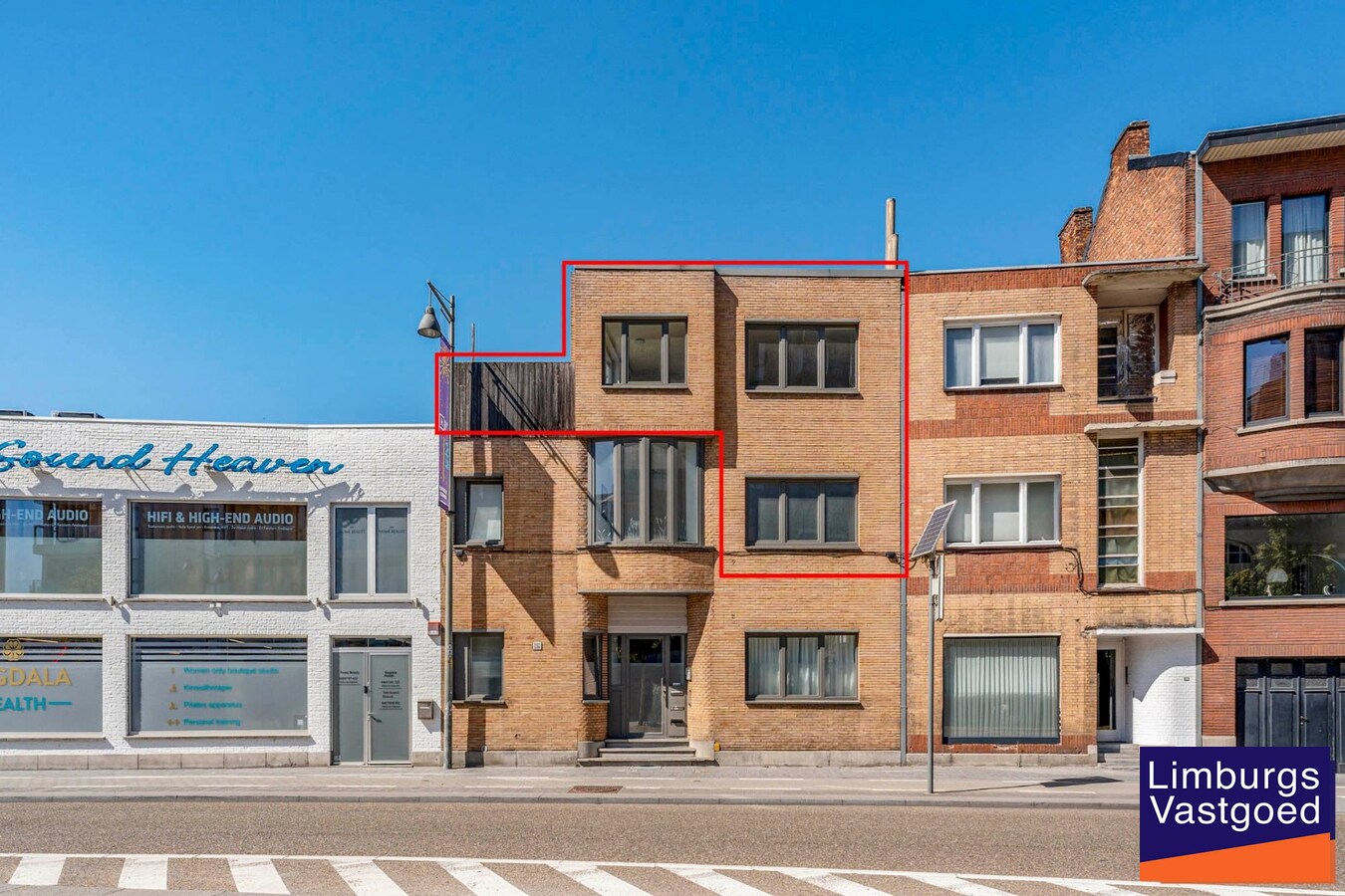 Ruim appartement (125m²) met 2 slpk en terras aan de kleine ring 