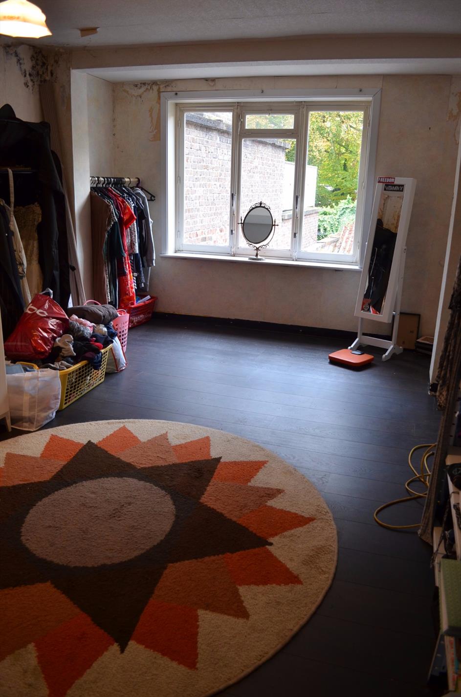 Rijwoning met 3 slpks, tuin en tuinhuis te centrum Eeklo 