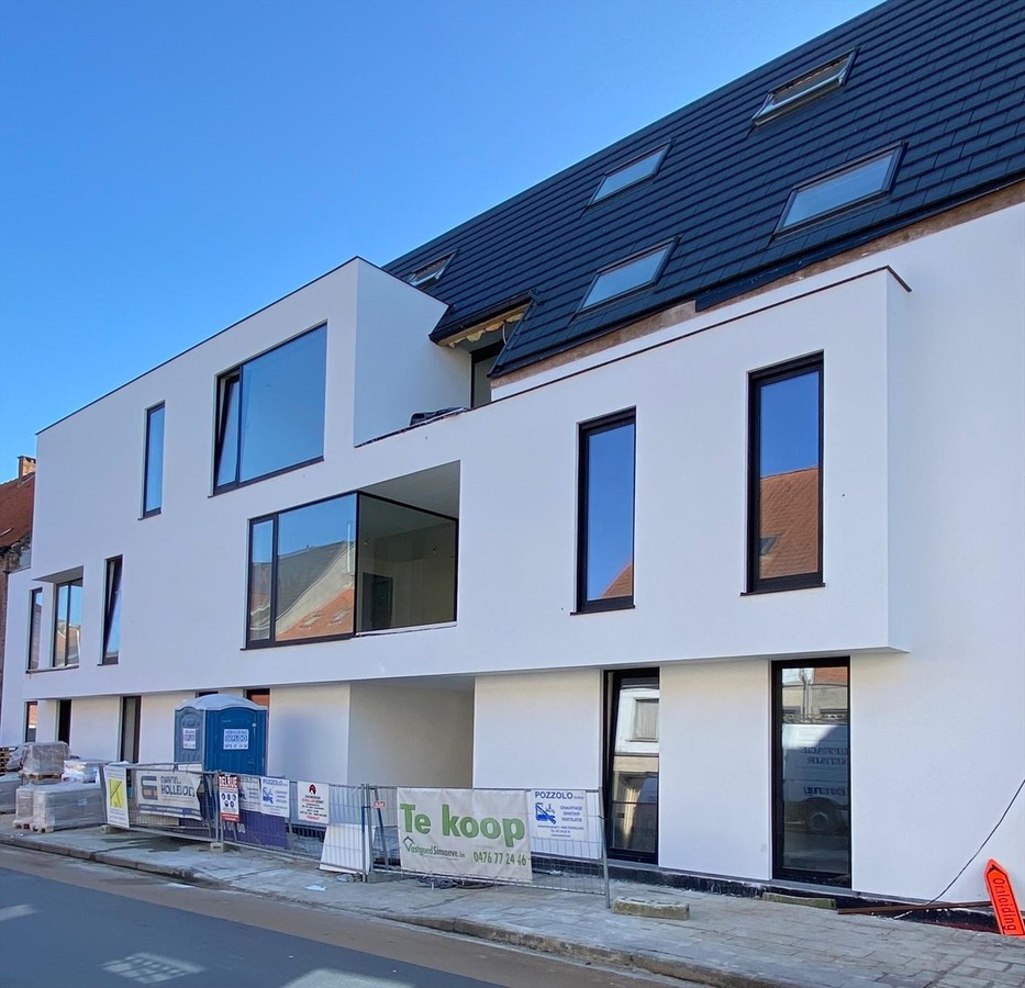 Uniek nieuwbouw appartement met 2 slaapkamers en veel zonlicht te Eernegem 