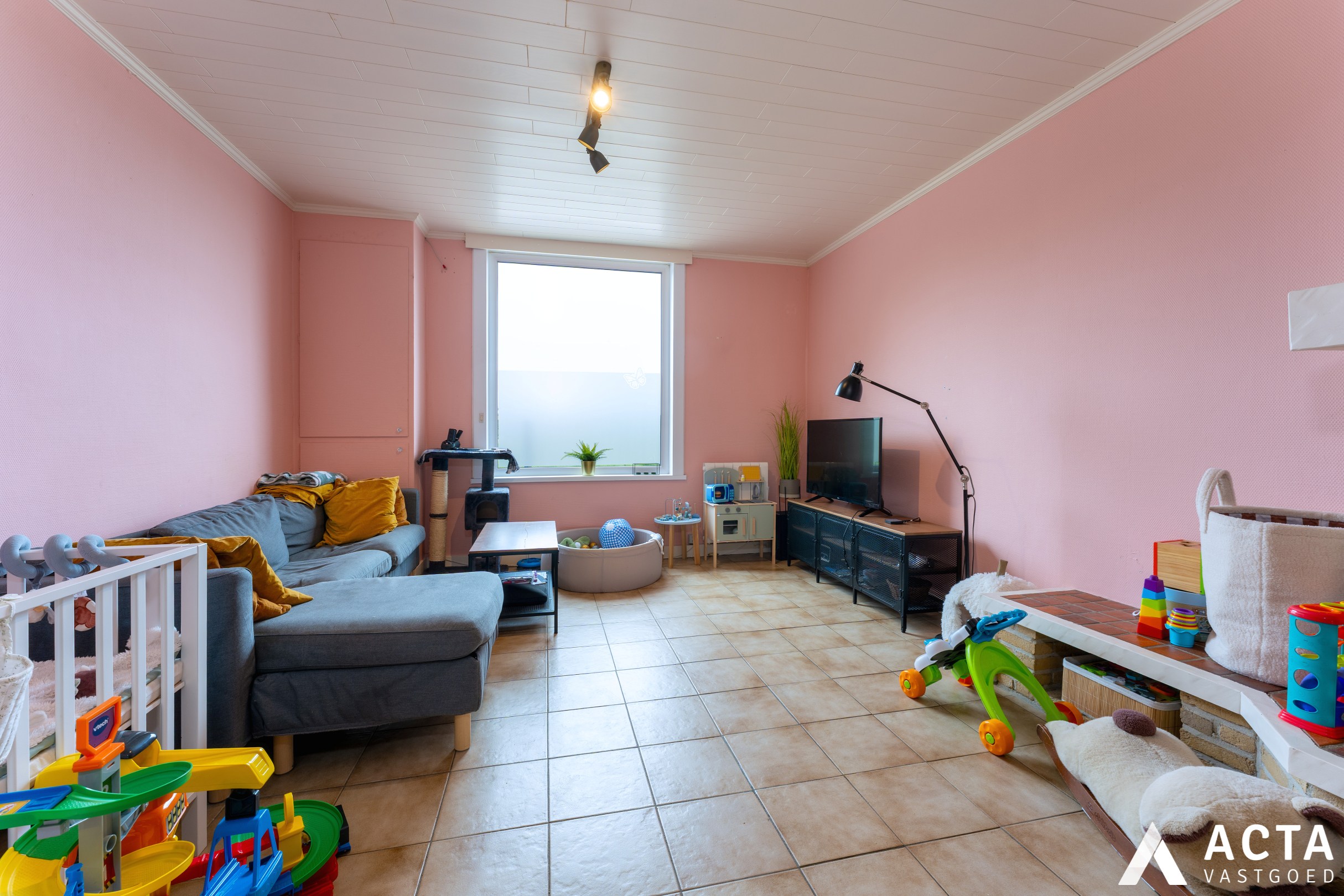 Gezinswoning met drie slaapkamers en tuin in Bredene 