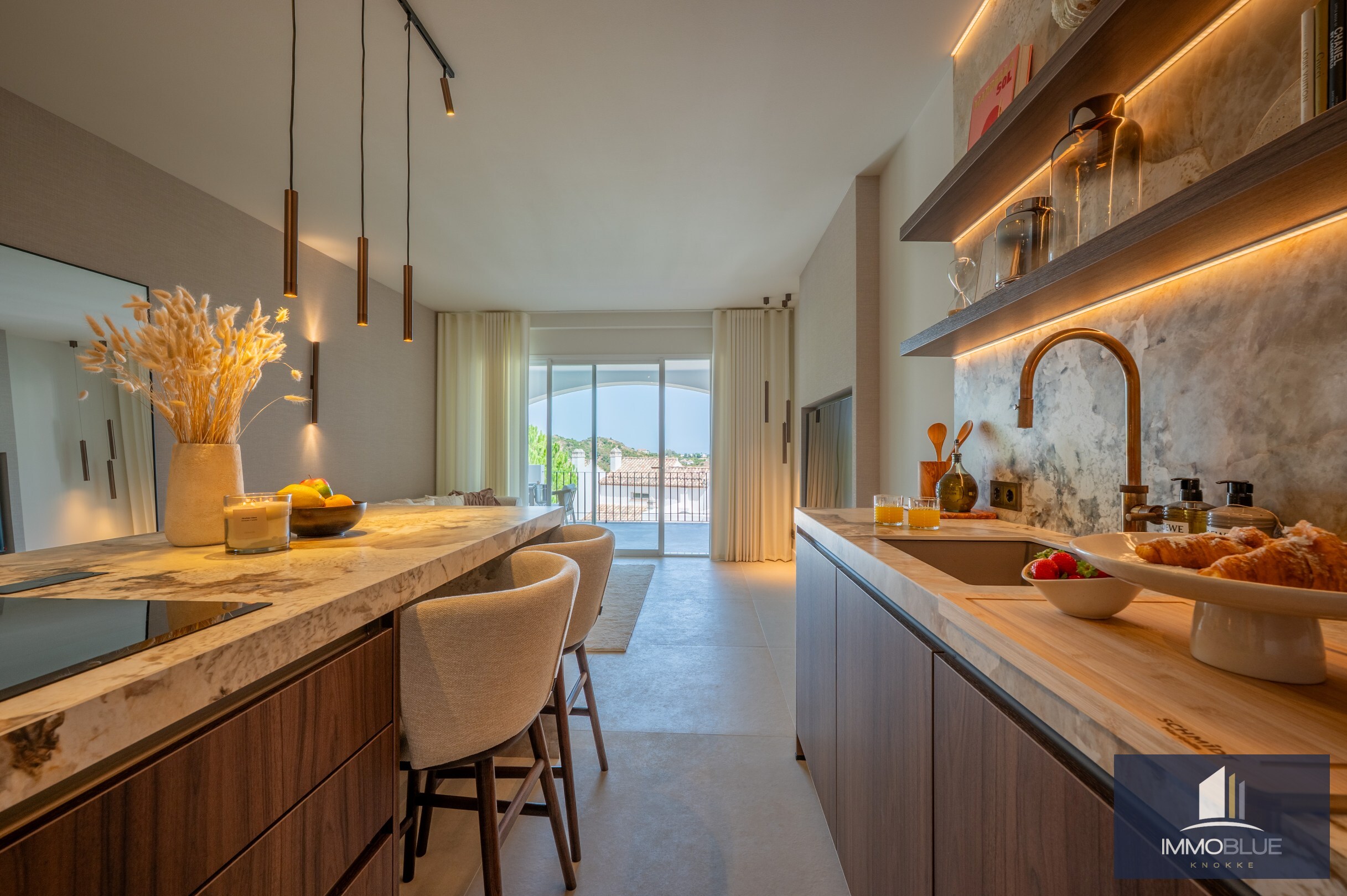 Appartement exclusif au design contemporain et au confort raffiné à Marbella 