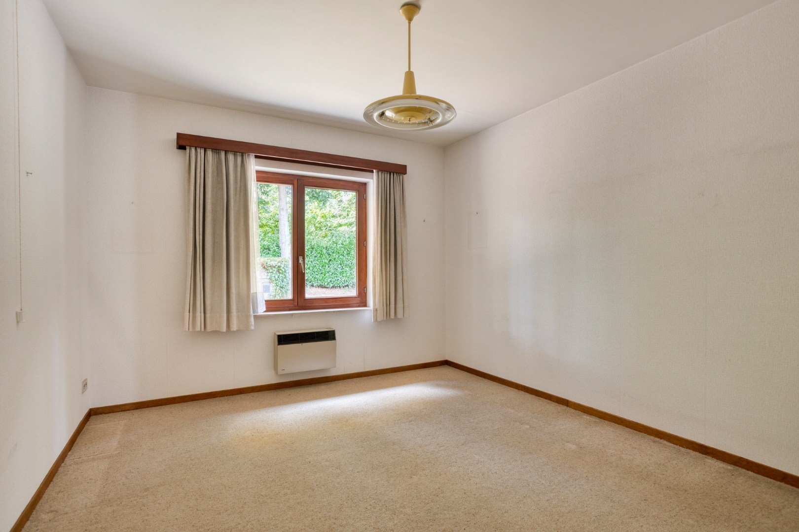 Ruime gezinswoning met grote tuin op perceel van 10a 29ca in Oud-Heverlee – bewoonbare opp. 226 m² 