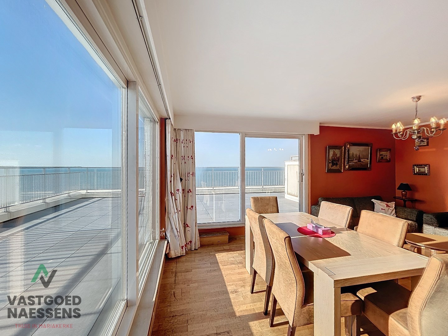 MAGNIFIQUE PENTHOUSE - 2 CHAMBRES - GRANDE TERRASSE - VUE SUR MER - PARKING 
