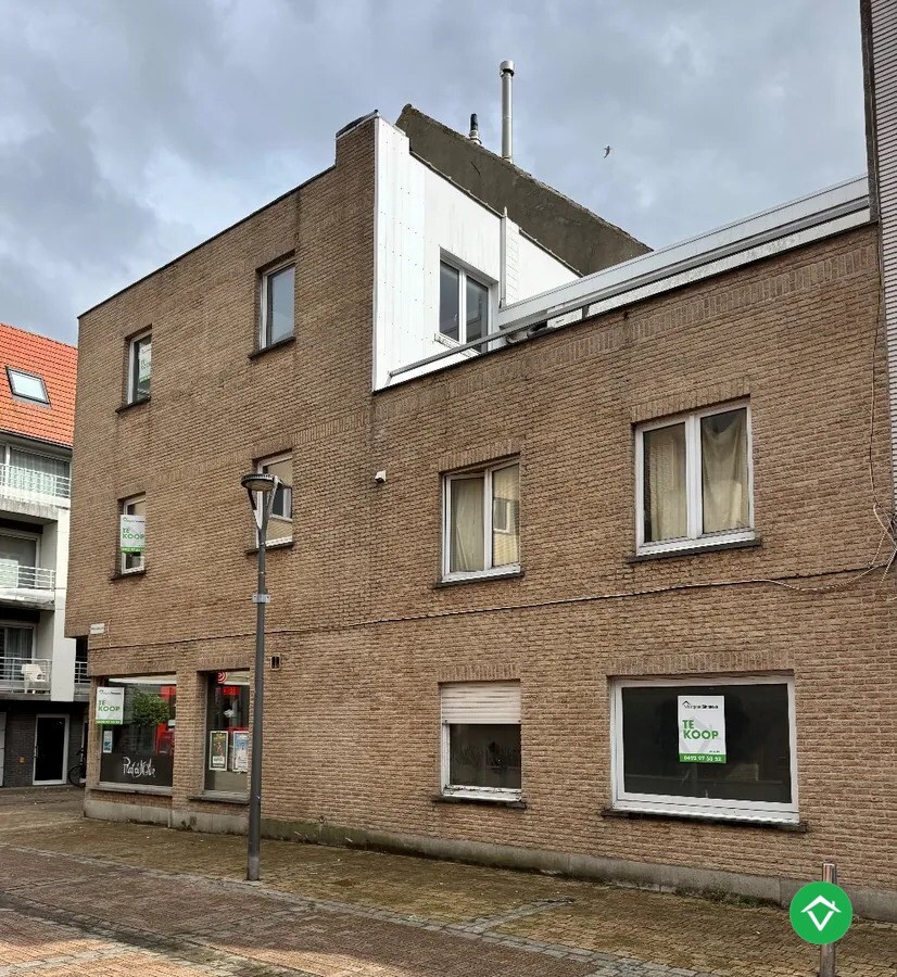 Opbrengsteigendom te koop in centrum Bredene 