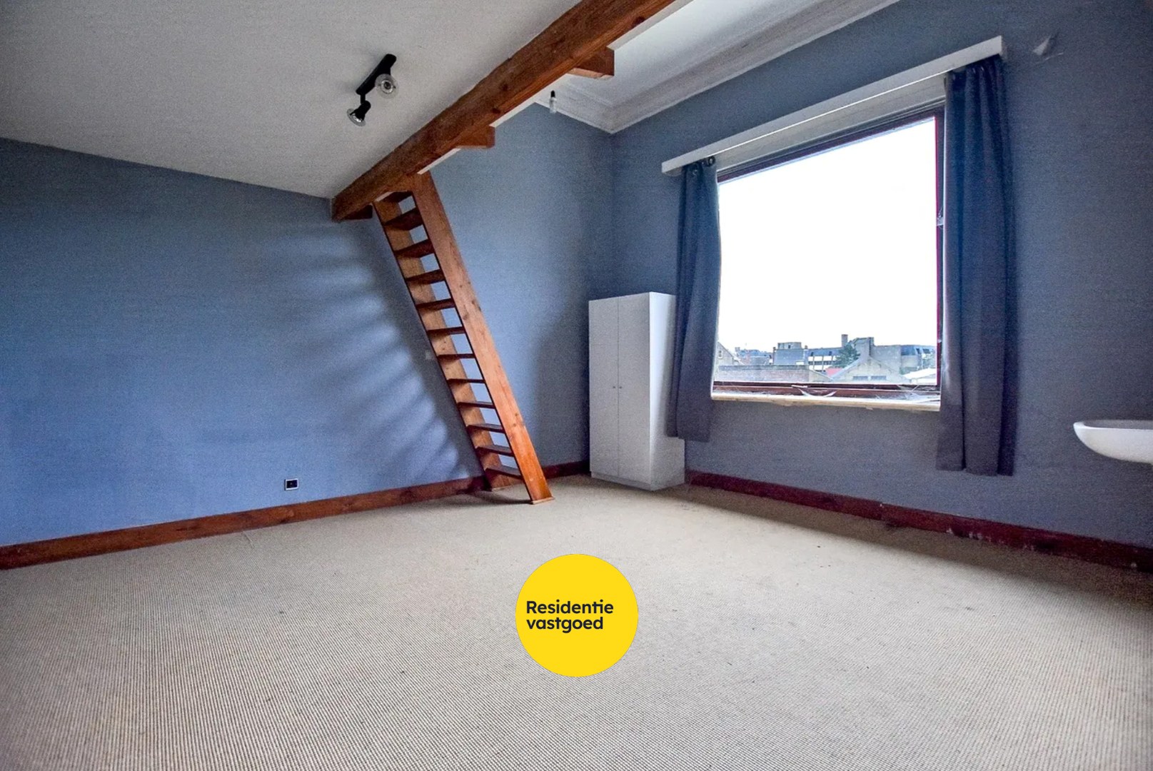 2 naastliggende woningen te koop hartje Veurne! 