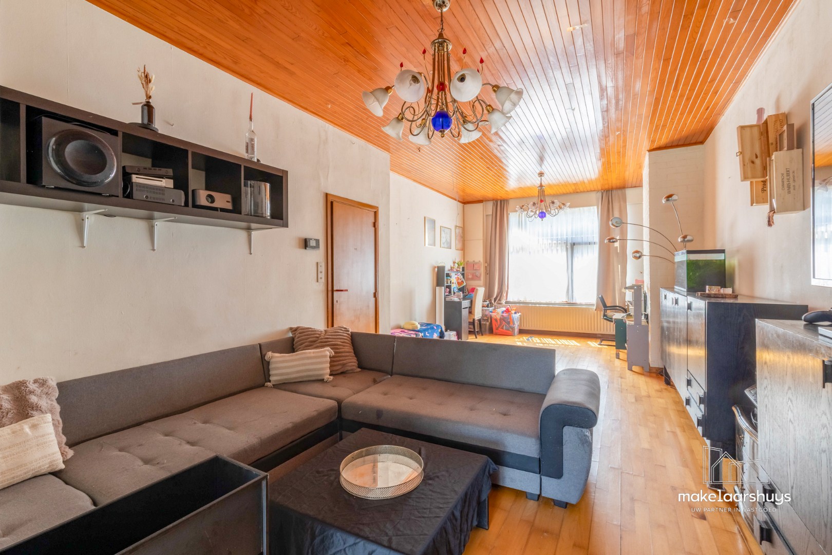 Ruime woning met 4 slpk en aangename tuin te Sint-Amandsberg 