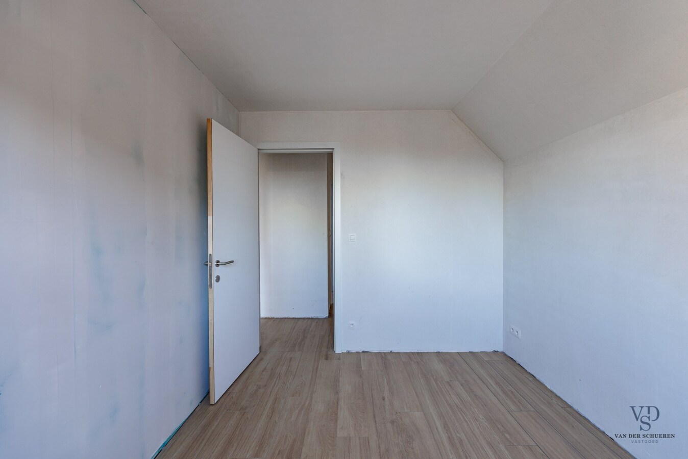 Landelijke nieuwbouwwoning in hartje Dikkelvenne 