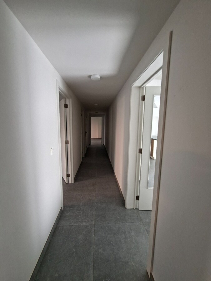 Superbe appartement neuf de 157 M² avec terrasse de 12 m² 