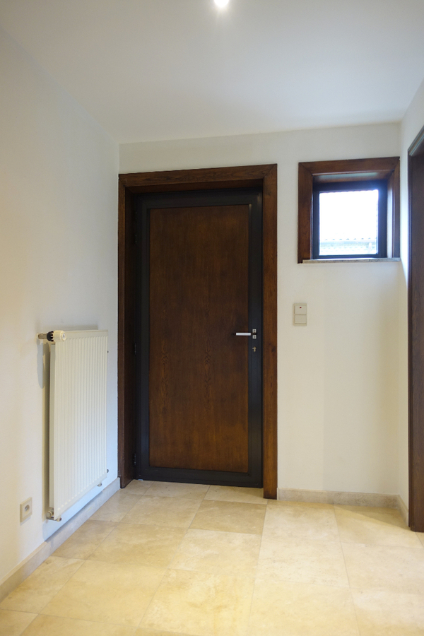 Instapklare woning met tuin en zonnig terras 