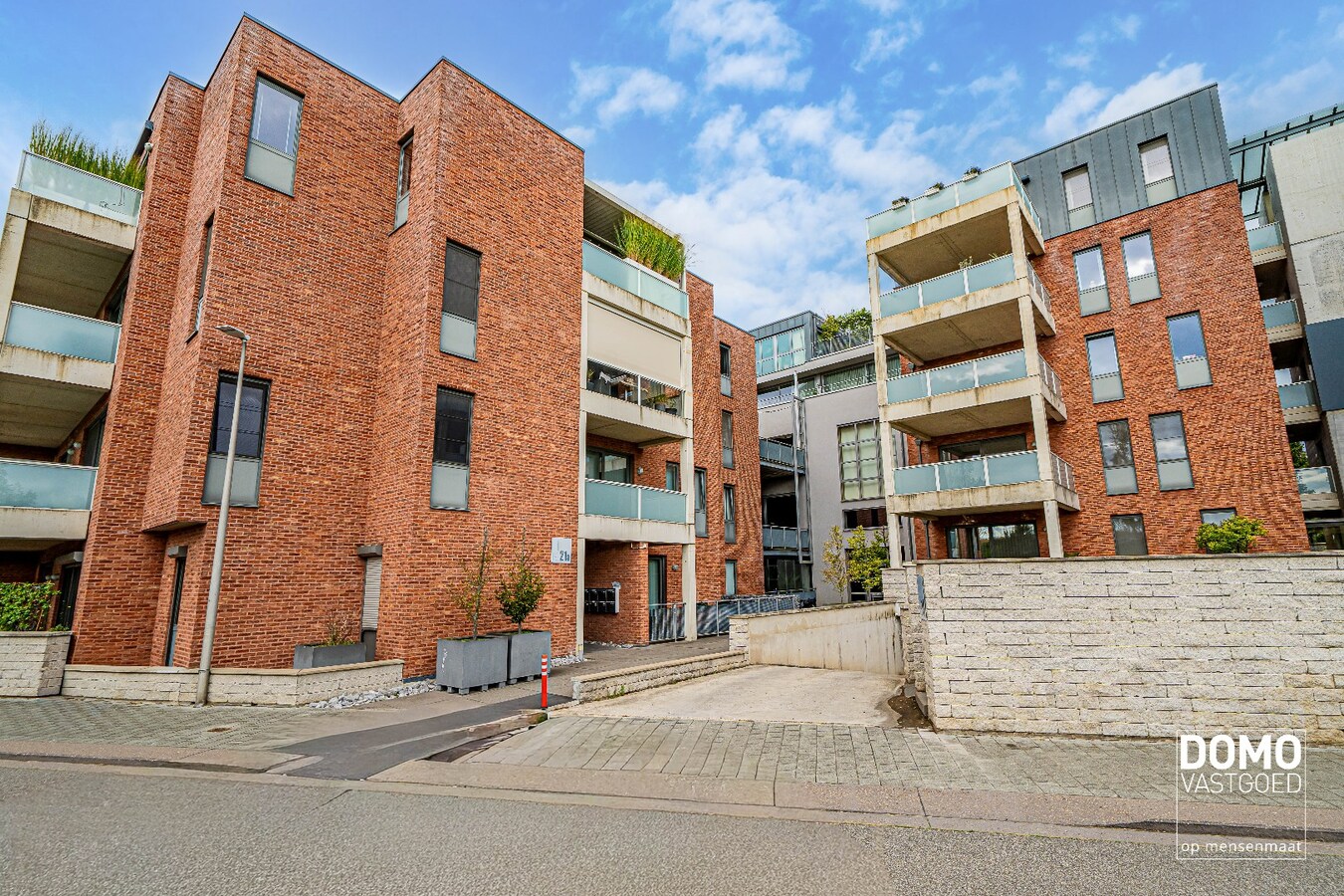 PRACHTIGE LOFT MET ROYAAL TERRAS OP TOPLOCATIE BINNEN DE GROTE RING VAN HASSELT 