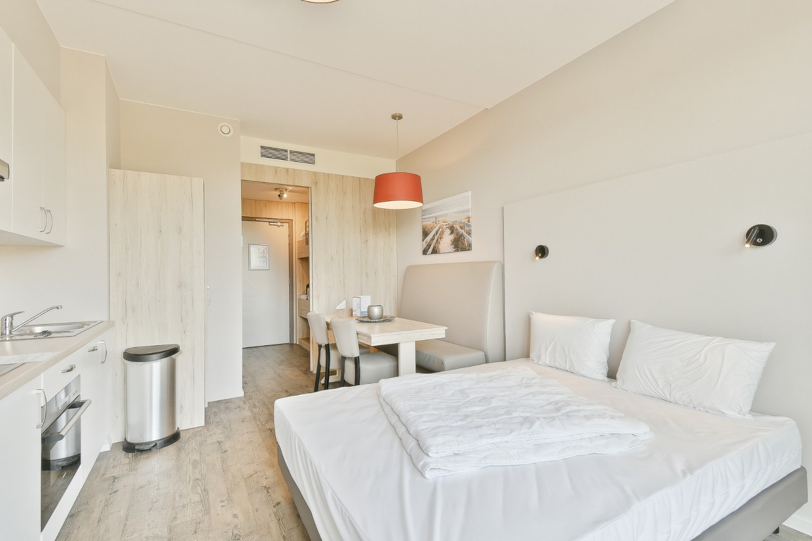 Vernieuwd gemeubeld vakantieappartement 