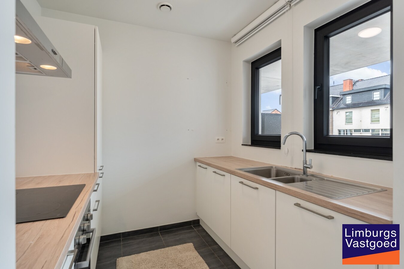 Appartement (80m²), 2 slpk, 2 ruime terrassen, autostaanplaats + kelderberging 