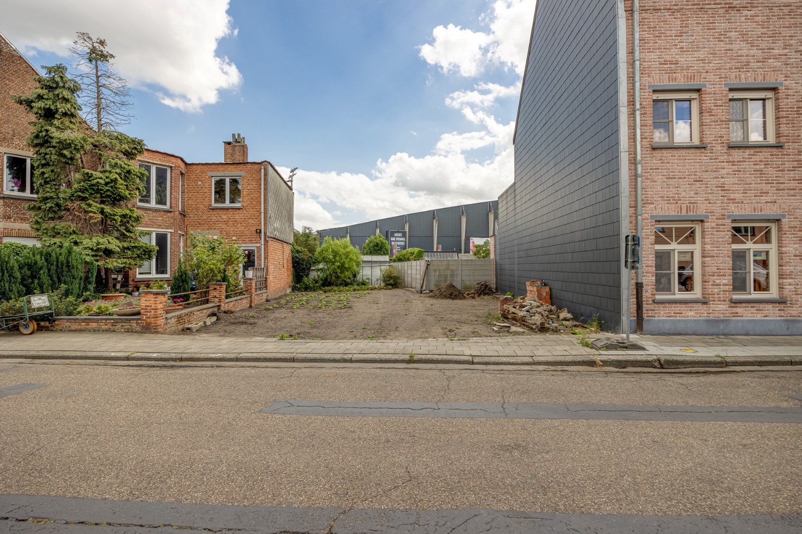 Grond gelegen in woonzone 