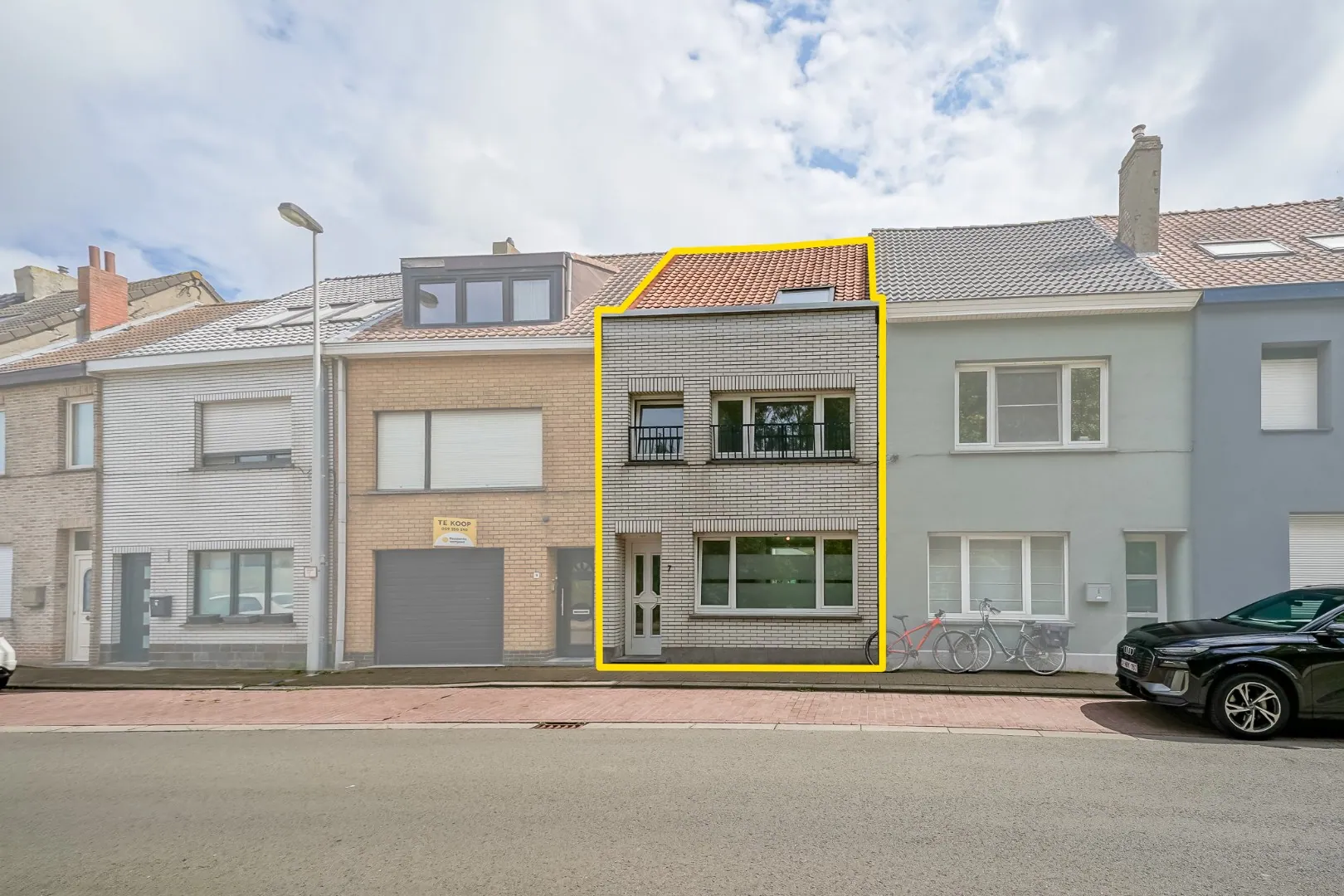 Rijwoning met 3 slaapkamers en tuin nabij de Spuikom