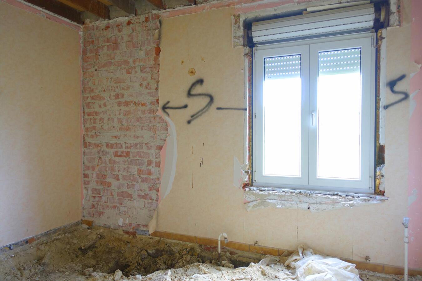 Te renoveren bungalow op topligging 