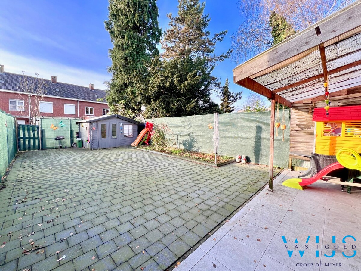 Ideaal woonhuis op rustige locatie te Zelzate ! 