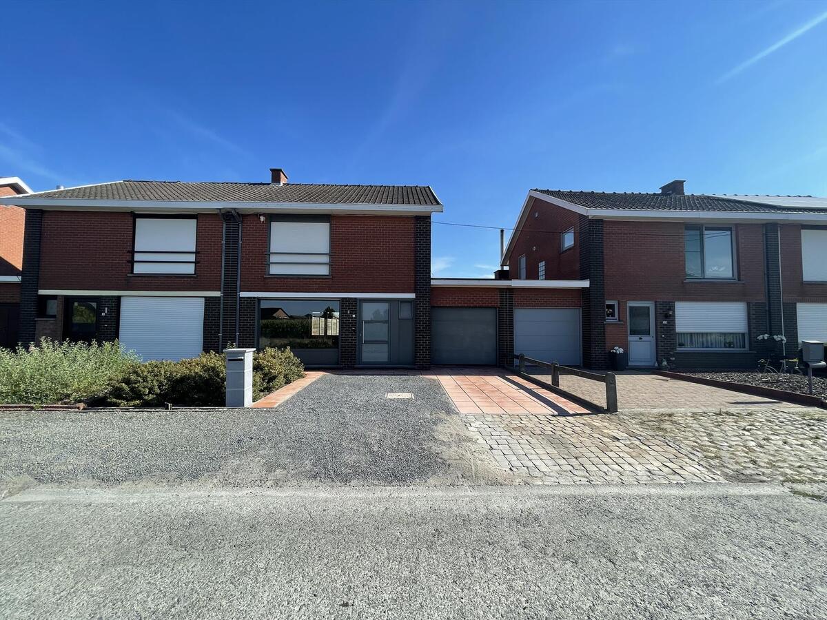 Statige woning met inpandige garage 