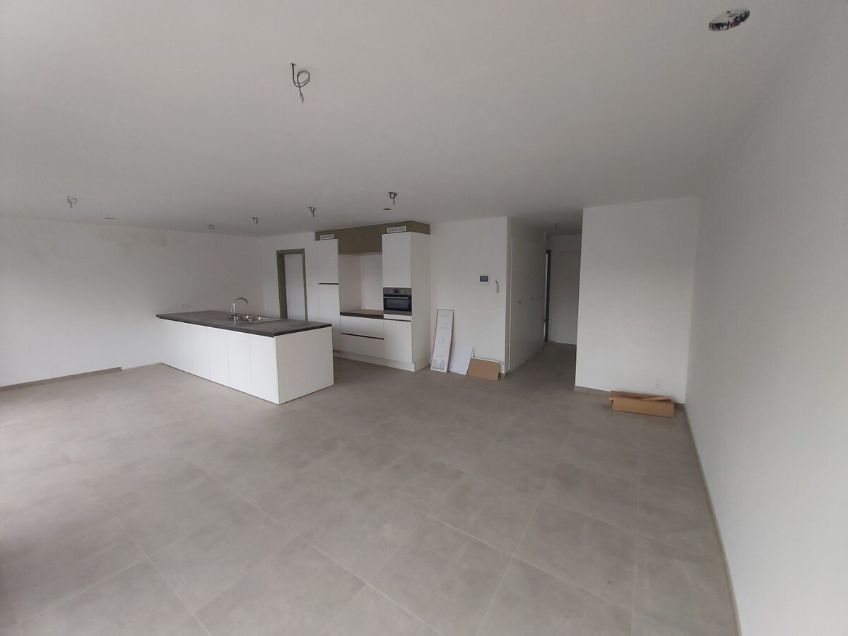 Prachtig, ruim appartement (nieuwbouw). 