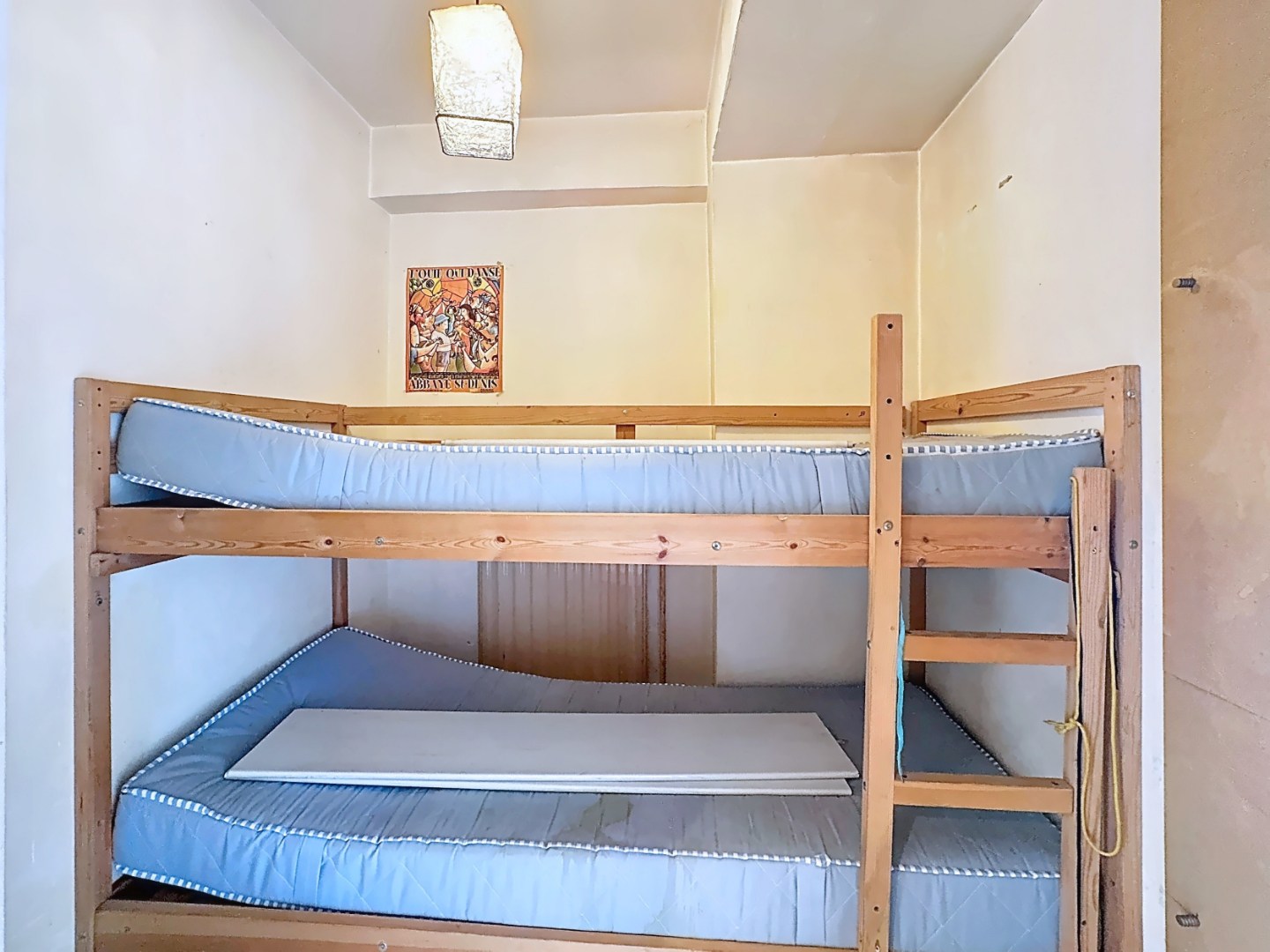 Zonnige studio gelegen aan de achterzijde van de Zeedijk 