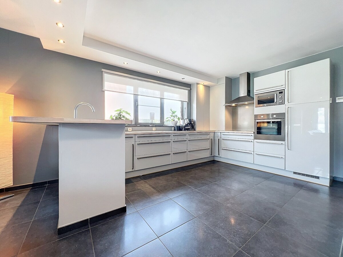 Toffe, energiezuinige HOB met tuin nabij centrum Sint-Lievens-Houtem 