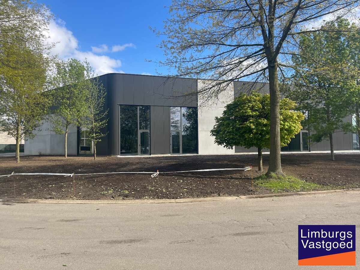 UNIT 7G - Moderne bedrijfshal van  200m² TE HUUR 