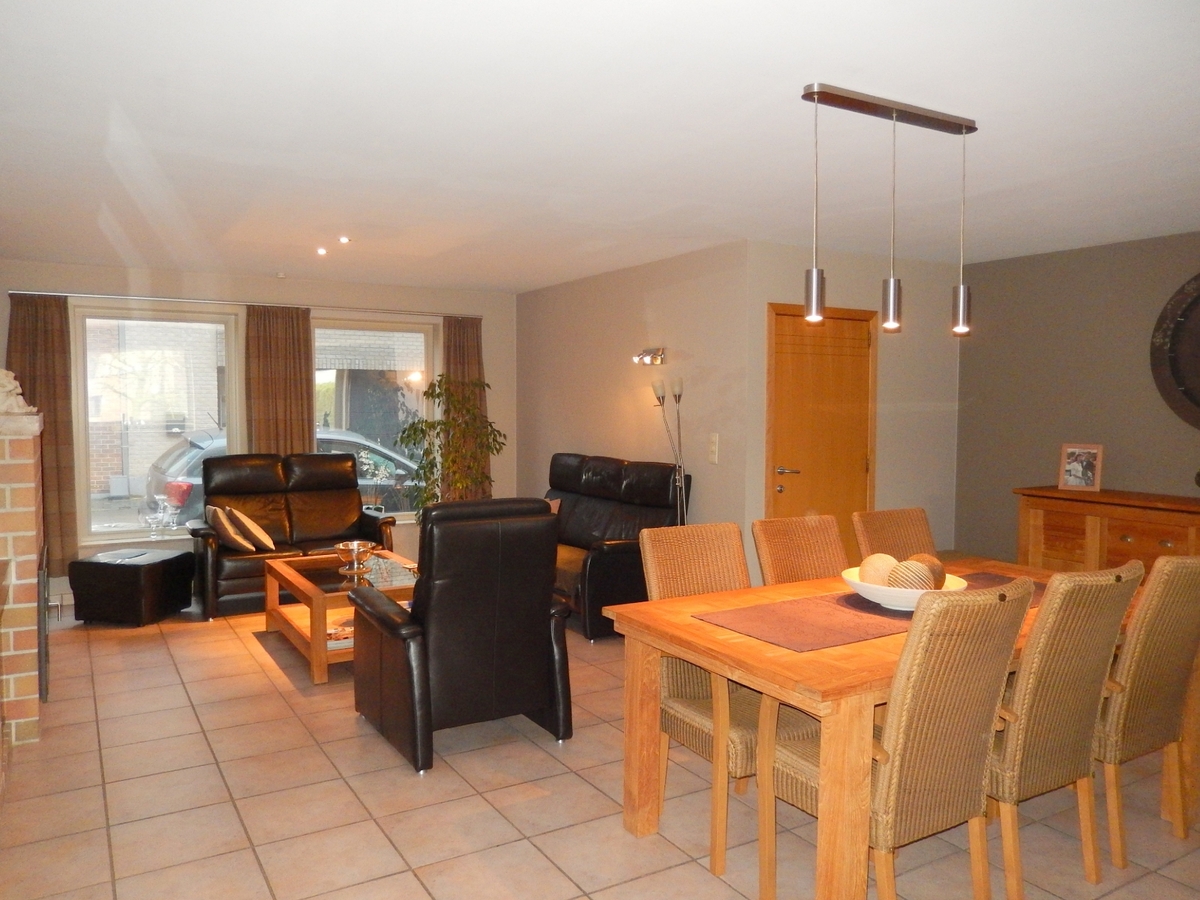 Verzorgde instapklare woning met zonnige tuin 