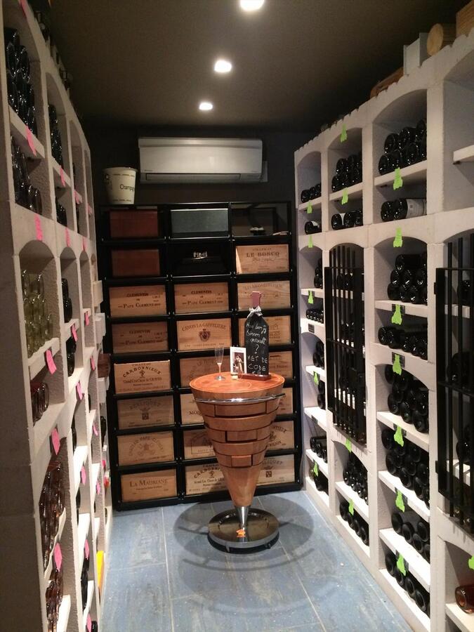 LUXUEUS GELIJKVLOERS APPARTEMENT OP TOPLIGGING MET MAGNIFIEK ZONNETERRAS/TUIN 