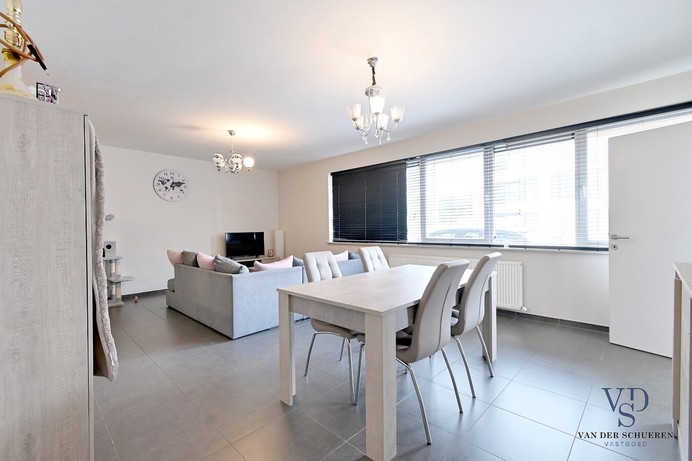 Gelijkvloers appartement.