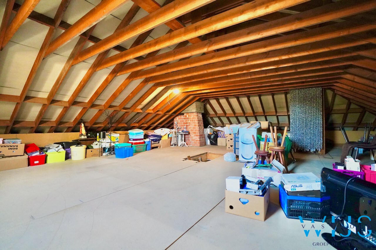 Woonhuis op 1000m² in hartje Ertvelde ! 