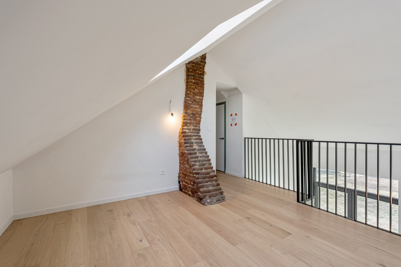 Exclusieve woning in volledig heropgebouwde hoeve op een perceel van 4a33ca! 