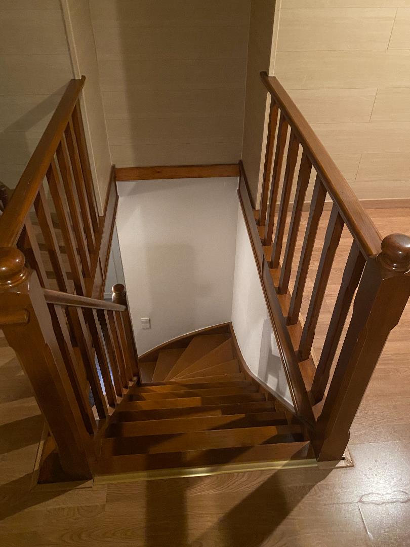 VERKOCHT VICHTE NIJVERHEIDSLAAN 