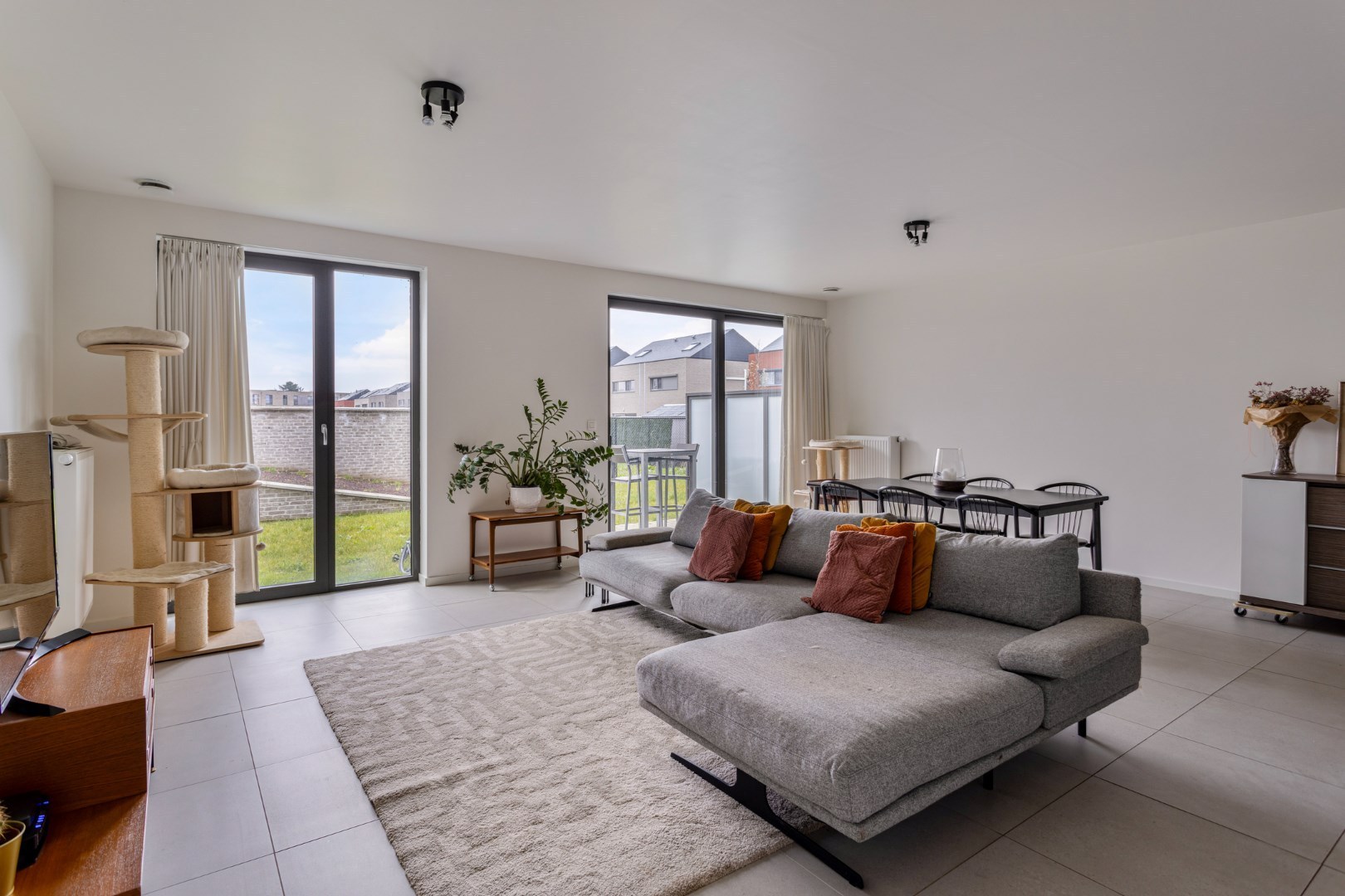Lichtrijk nieuwbouwappartement met 3 slaapkamers, tuin, terras, kelderberging en 2 autostaanplaatsen - EPC 36 kWh/m² -bewoonbare opp. 115 m² 