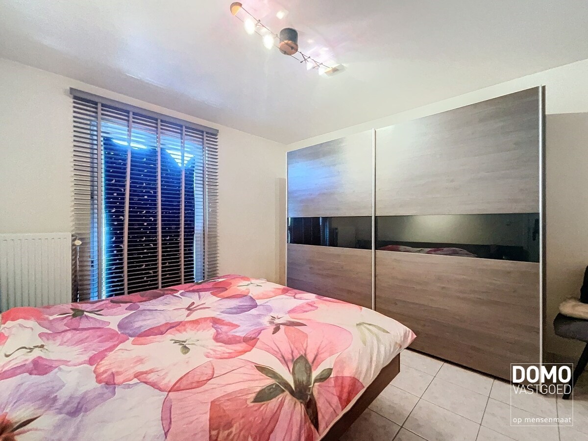 Gezellige en gerenoveerde woning te Stokrooie, gelegen aan het Albertkanaal. 