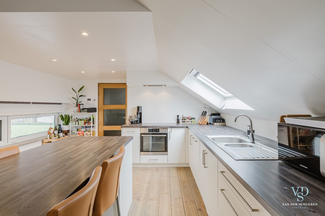 Praktisch 1-slpk-appartement te Dikkelvenne 