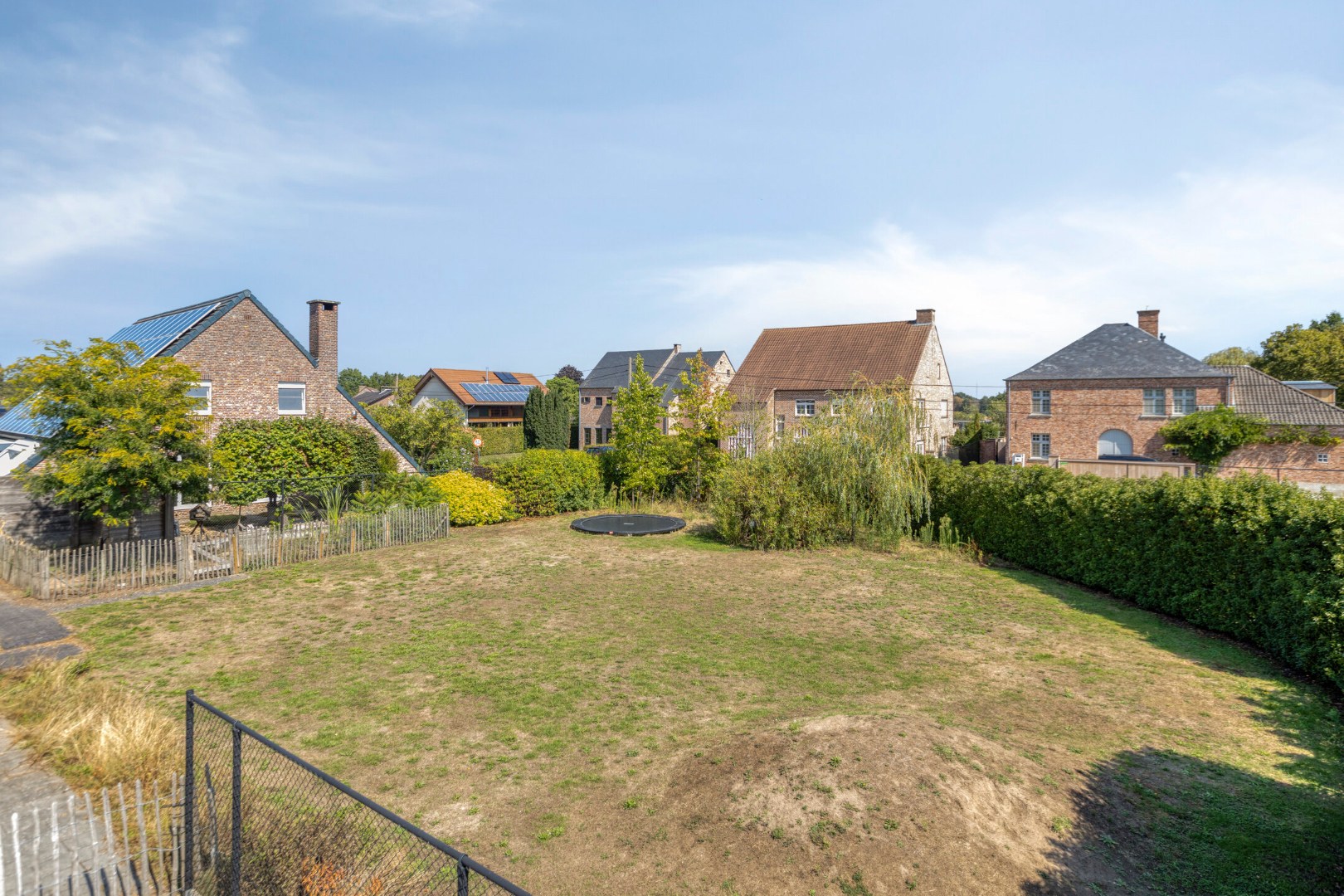 Bouwgrond van 7 are en 63 ca. voor open bebouwing in Geel 