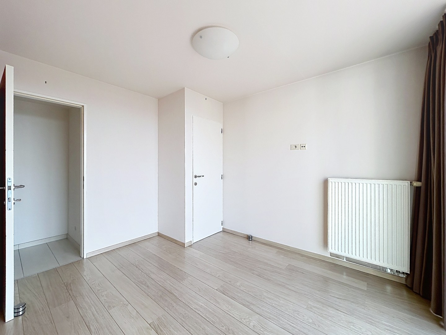 Dakappartement met prachtig zicht op de golf en grote terrassen 