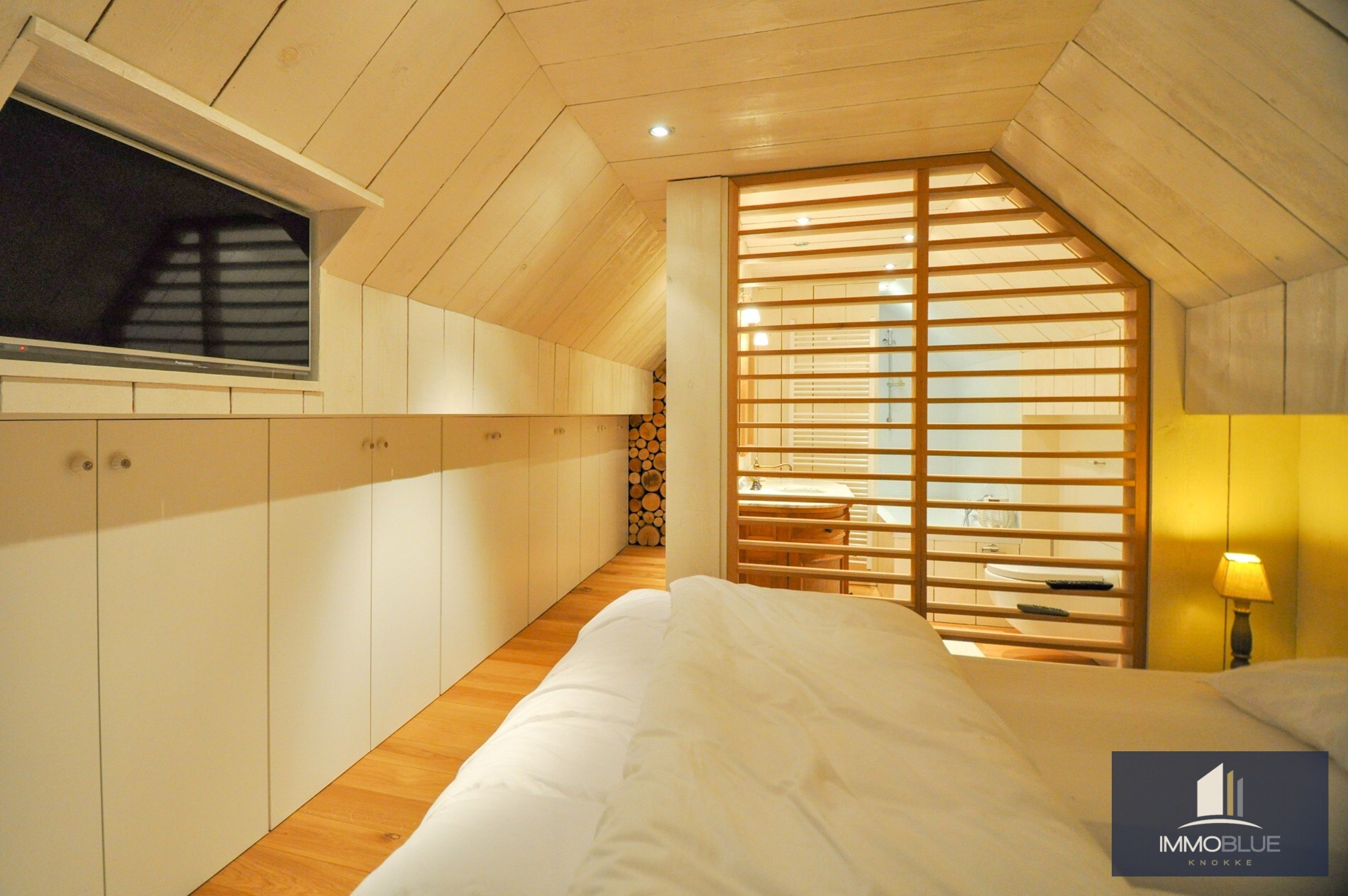 Une villa de charme située dans un quartier résidentiel calme. 