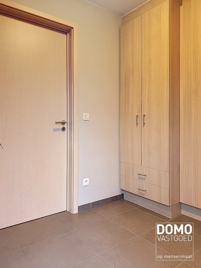 Instapklare en zeer ruime woning te Kuringen. 