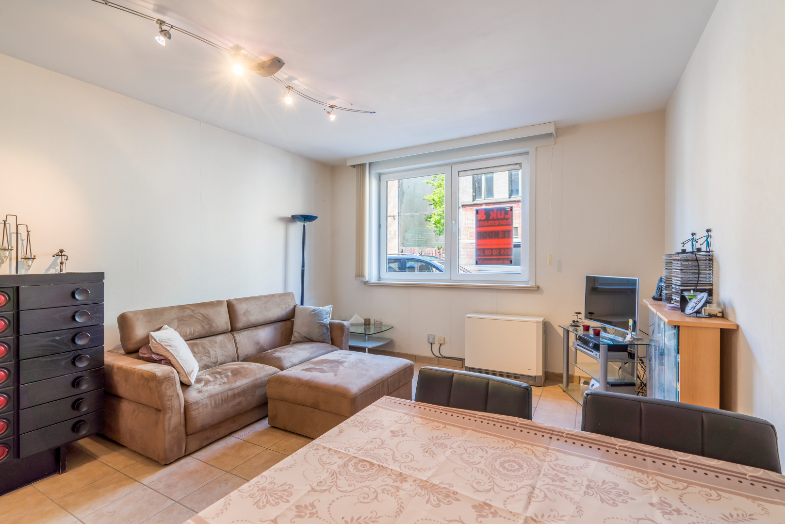 INSTAPKLAAR APPARTEMENT MET 2 SLAAPKAMERS 