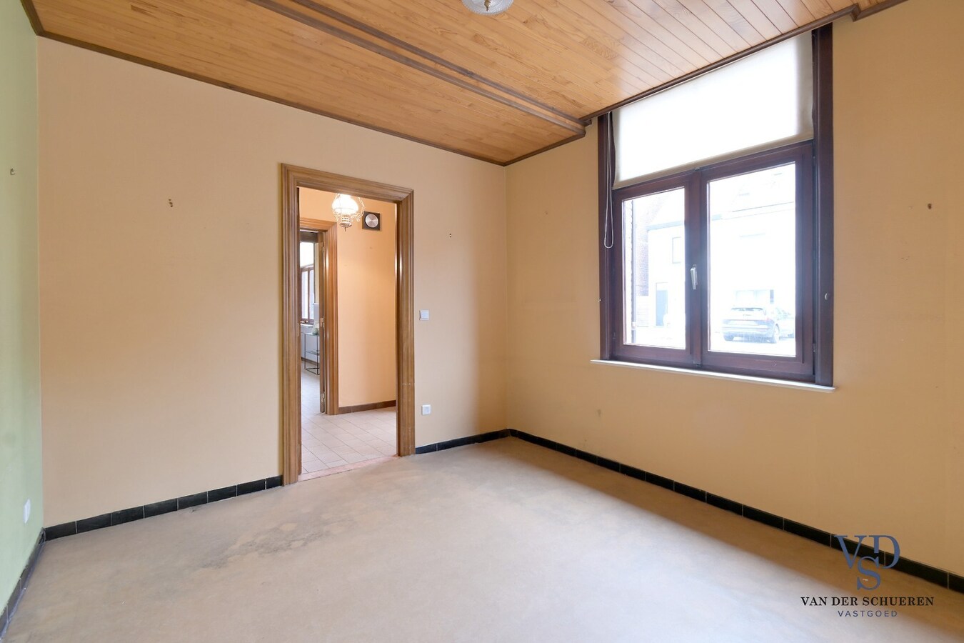 Te renoveren woning met centrale ligging 