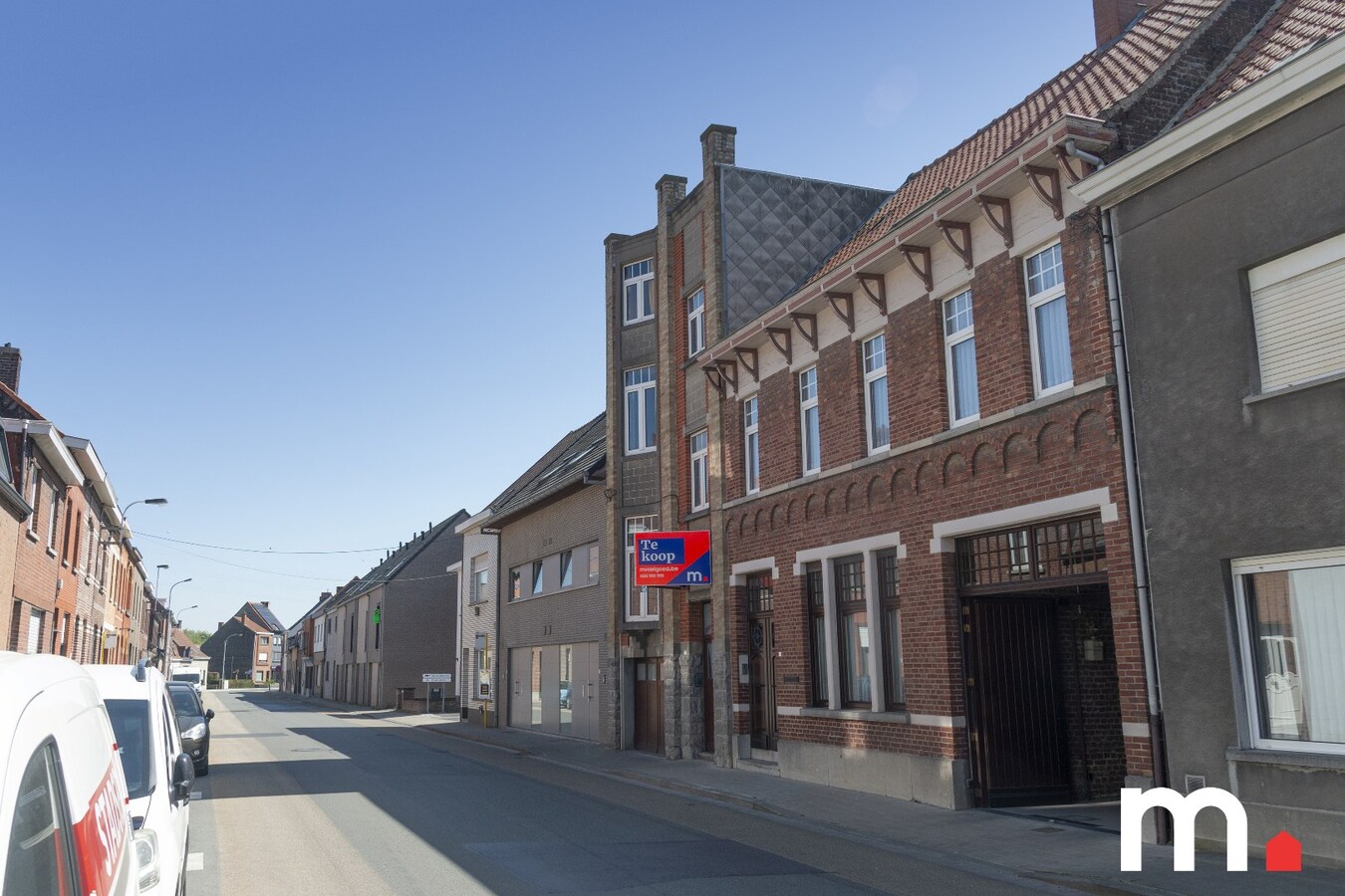 Centraal gelegen authentieke woning te koop in Heule ! 