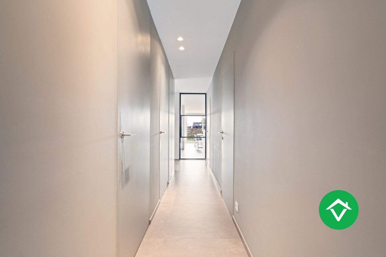 Instapklare woning met 4 slaapkamers en garage te Torhout 