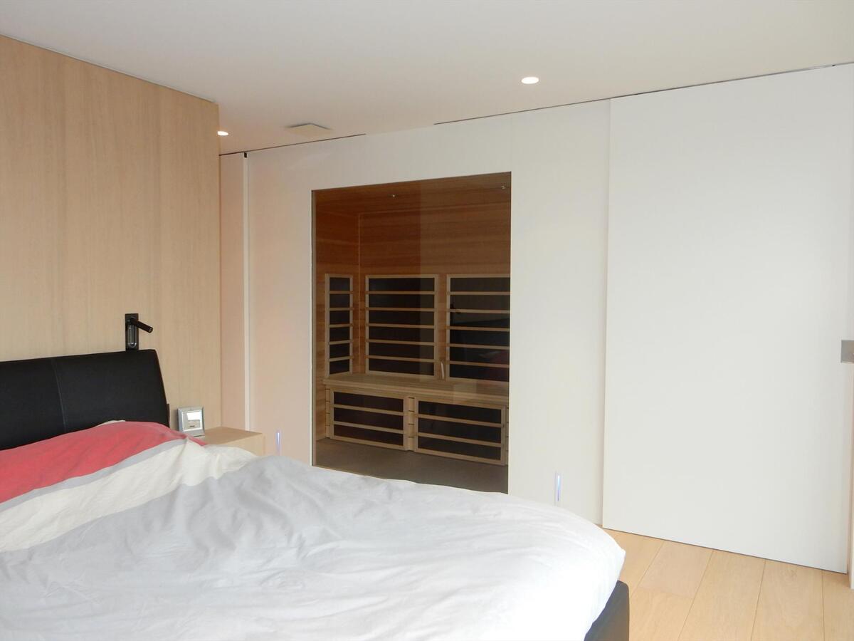 Bedrijfsgebouw met prachtige  woonst 